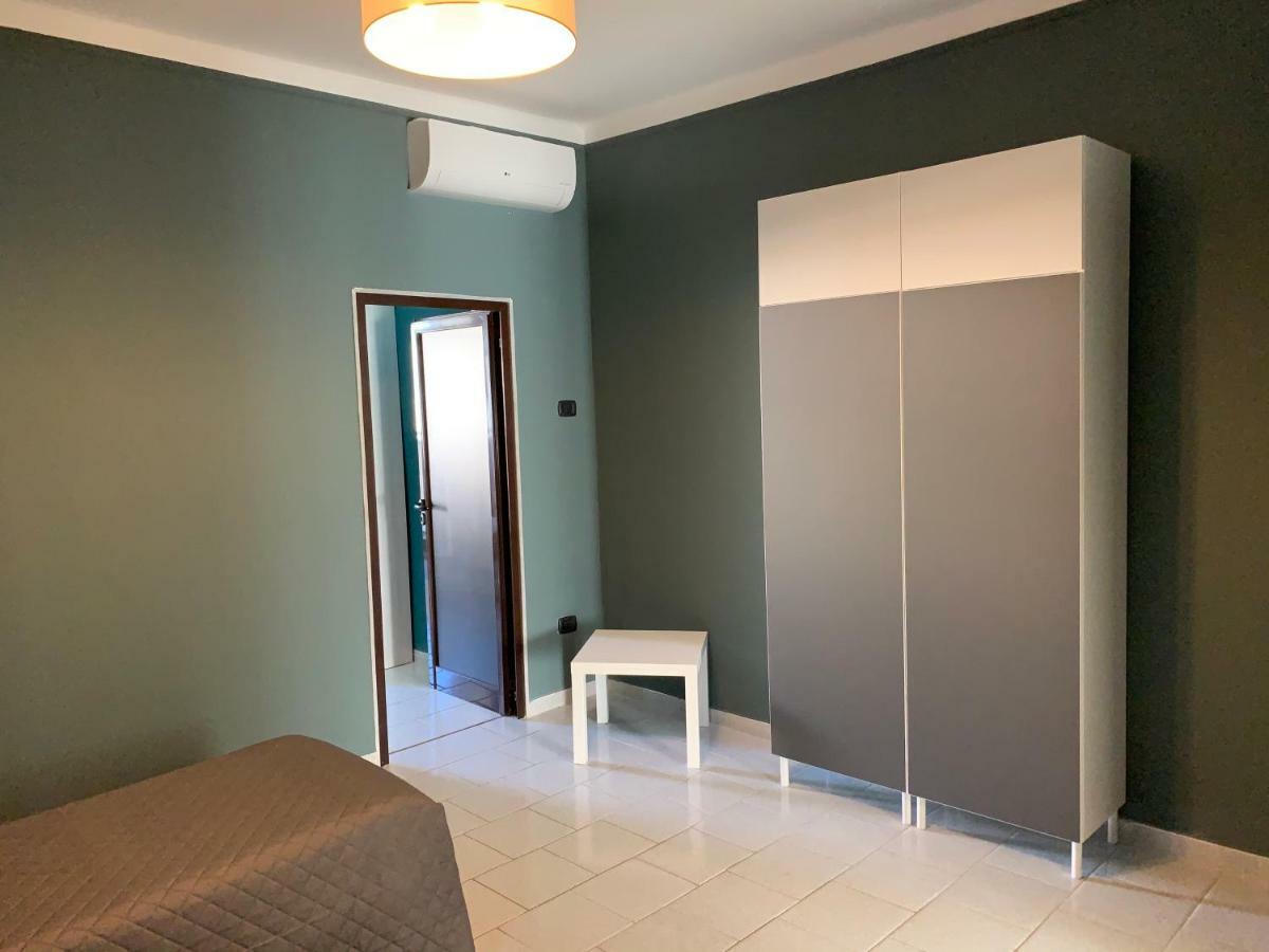 Skandivi Apartment Bari Luaran gambar